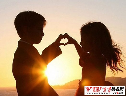 浪漫情侶網(wǎng)名最新版，打造甜蜜虛擬標(biāo)識