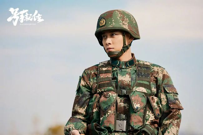 火箭軍夏小平的最新照片，展現(xiàn)新時(shí)代軍人的風(fēng)采