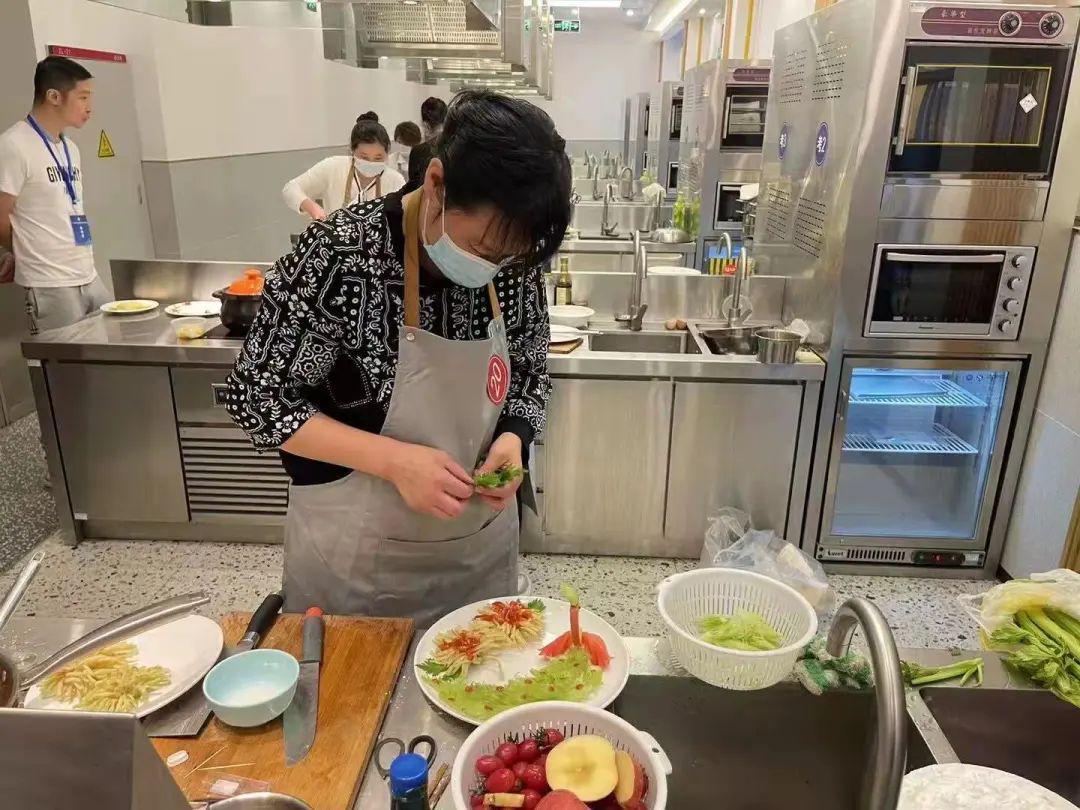 義烏燒飯阿姨最新招聘——打造專業(yè)團(tuán)隊(duì)，共享美食盛宴